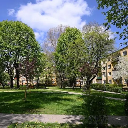 Saska Kepa -Ul. Francuska 2' Min Apartment Warsaw Exterior photo
